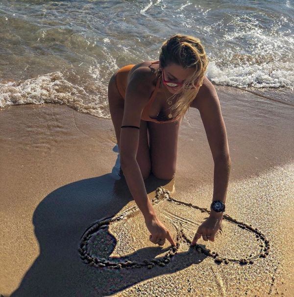 Κωνσταντίνα Σπυροπούλου: Το φωτογραφικό άλμπουμ των διακοπών της στην Ρόδο