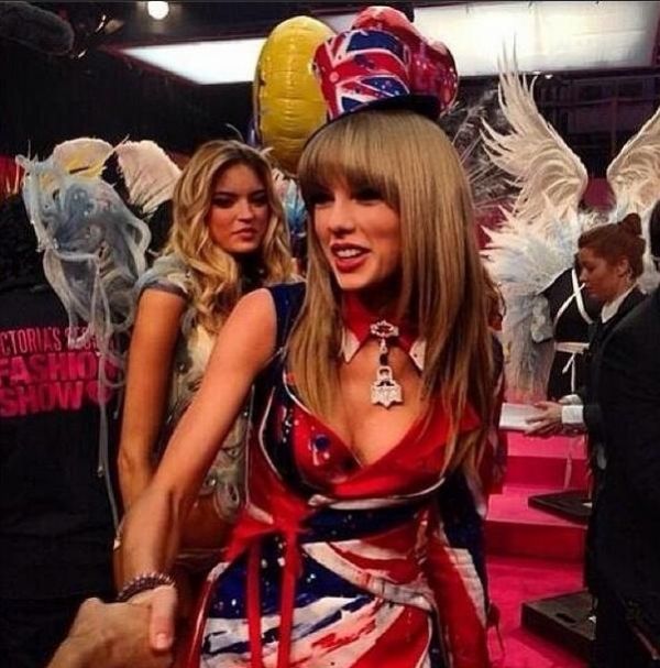 Backstage με τους Άγγελους της Victoria's Secret (photos)