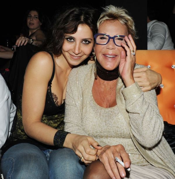 Η ερωτική πρεμιέρα του Γιάννη Πάριου