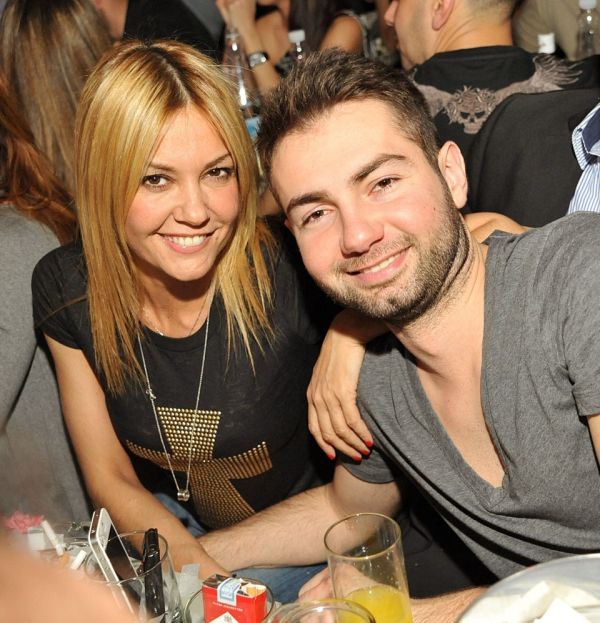 Επώνυμες επισκέψεις σε Καρρά-Μακρόπουλο