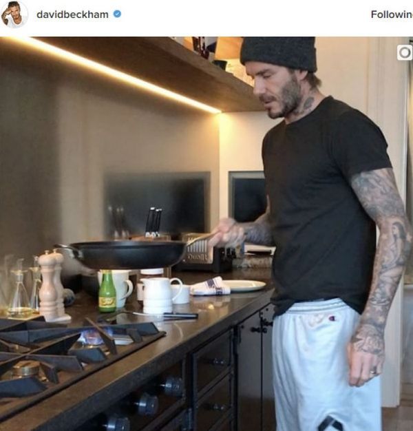 Όταν ο David Beckham μπαίνει στην κουζίνα…