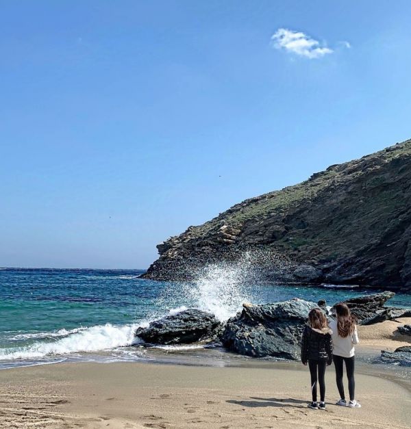 Ελένη Μενεγάκη: Αποκάλυψε τον λόγο που η μικρή Μαρίνα απουσίαζε από την φωτο με τις κόρες της 