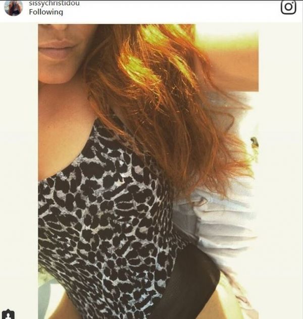 Σίσσυ Χρηστίδου: Φωτογραφίζει τον γιο της στις διακοπές