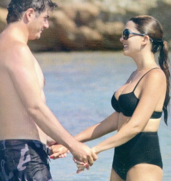 Καυτά φιλιά κάτω από τον ήλιο!