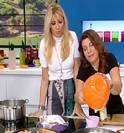 Φαίη Σκορδά: Όλο και μεγαλώνει η κοιλίτσα της