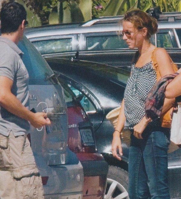 Ρουβάς-Ζυγούλη: Συνεχίζουν τις διακοπές τους στην Κέρκυρα!