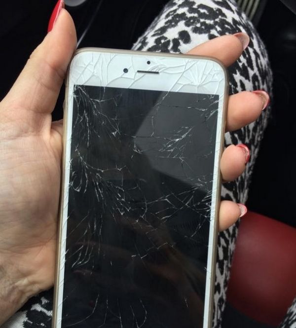 «Σμπαράλια» γράφει η Σπυροπούλου – Τι συνέβη στην παρουσιάστρια; 