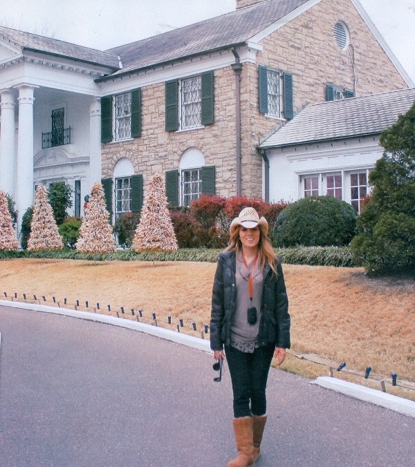 Οι διατάσεις της Καλομοίρας σε βενζινάδικο 