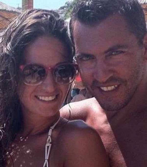 Συμβαίνει τώρα: Αλεξανδράκη-Λάσκαρη σε ξέφρενο πάρτι στη Μύκονο