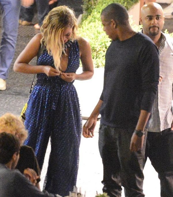 Beyonce: «Μάχη» με το σουτιέν της!