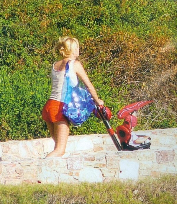 Φαίη Σκορδά – Γιώργος Λιάγκας: Ευτυχισμένες οικογενειακές στιγμές