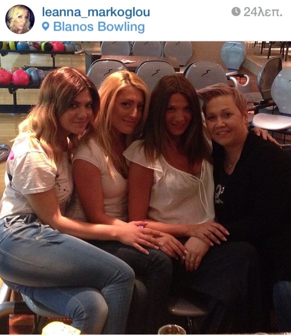 Δείτε την έγκυο Αγγελική Ηλιάδη να παίζει… bowling!