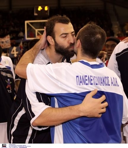 Το Δέντρο των Φιλιών στα γήπεδα της Basket League ΟΠΑΠ!	 	