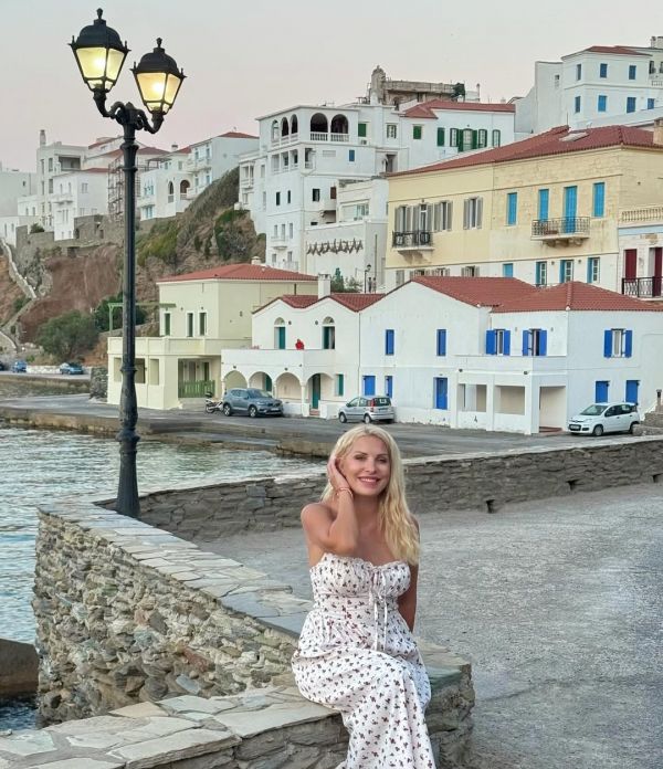 Ελένη Μενεγάκη 