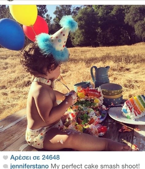 Ο γιος της γίνεται ενός χρονών και του έκανε φωτογράφιση