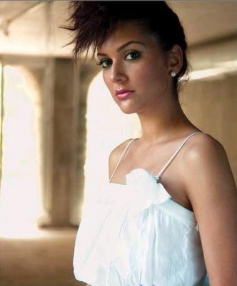 Η Σεχραζάτ… μοντέλο!