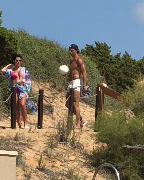 Κριστιάνο Ρονάλντο -Τζορτζίνα Ροντρίγκεζ: Νέα φωτό από τις διακοπές τους στην Ελλάδα