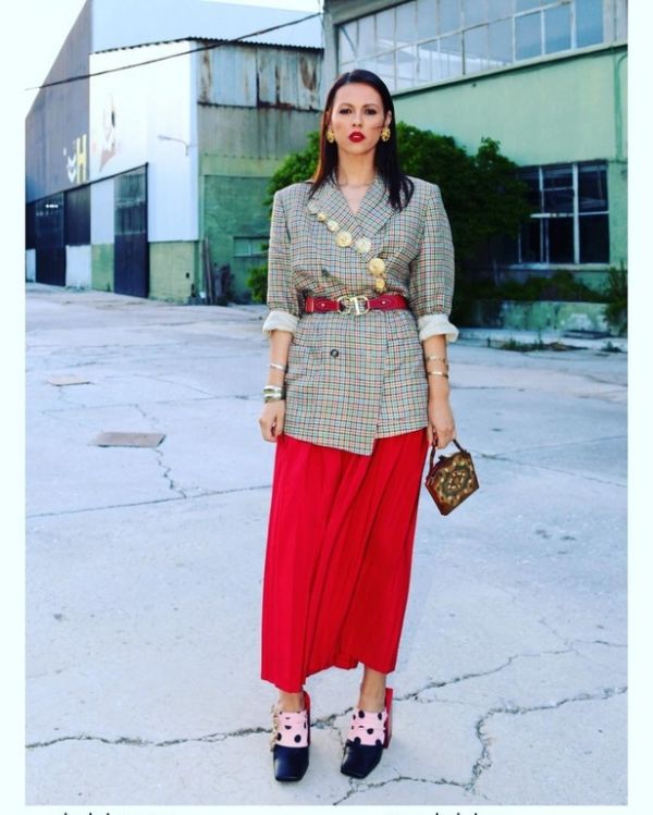 Σπάνια φωτογραφία: Η Ραμόνα Βλαντή με τις δυο κόρες της