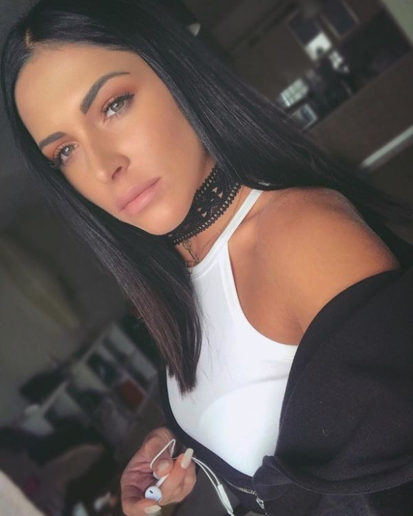 Survivor 2: Διάσημοι: Ξένια των Rec: Η sexy τραγουδίστρια που θα κάνει… αίσθηση