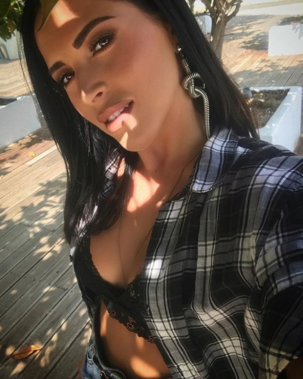 Survivor 2: Διάσημοι: Ξένια των Rec: Η sexy τραγουδίστρια που θα κάνει… αίσθηση