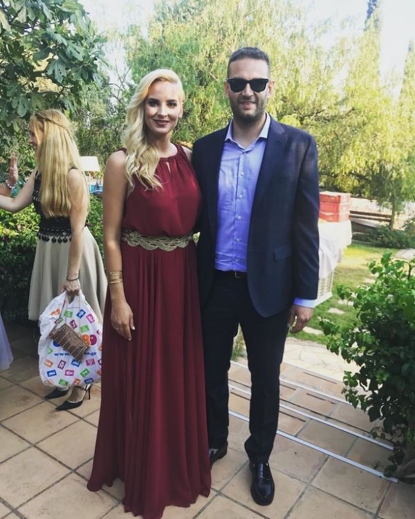 Μας την «έσκασε» η Κλέλια Πανταζή! Τελικά σήμερα ο γάμος της! Εικόνες από τον γάμο και τη δεξίωση