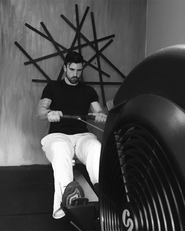 Ηλίας Γκότσης: «Δεν είχα ανέβει ποτέ ξανά σε αεροπλάνο…»