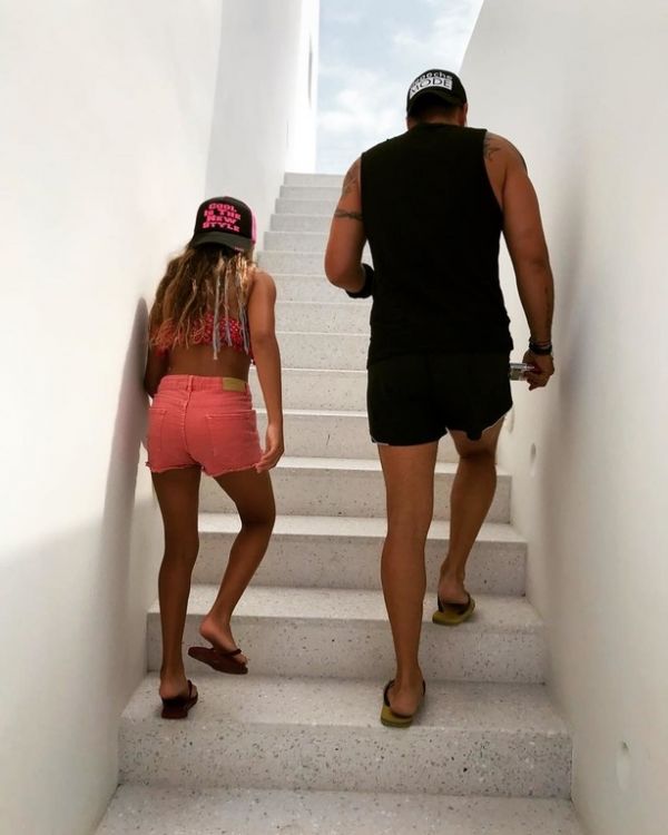 Γιάννης Αϊβάζης: Η φωτογραφία με την κόρη του και το μήνυμά του προς εκείνη