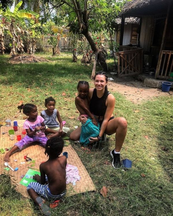 Μαριάννα Καλέργη: Ενθουσιασμένη στη Μαδαγασκάρη - Οι πρώτες εικόνες