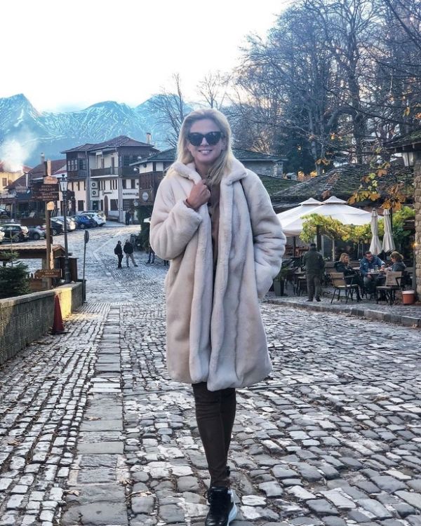 Χριστίνα Κοντοβά - Τζώννυ Καλημέρης: Ταξίδι στο Μέτσοβο για τα 62α γενέθλια του (φωτο)