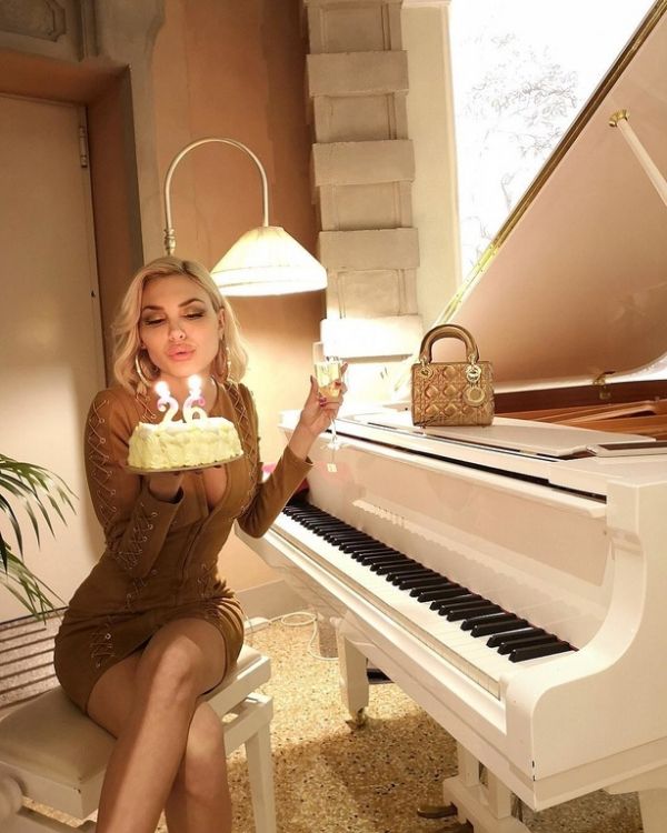 Γενέθλια για την Αλεξάνδρα Παναγιώταρου! Πόσα κεράκια έσβησε;