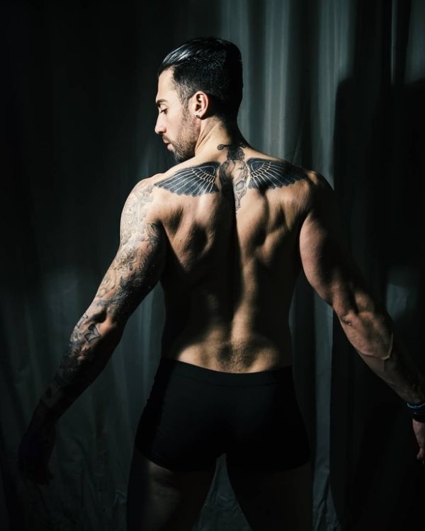 Power of love: Δε γίνονται αυτά! Δείτε με ποια επώνυμη είχε σχέση ο νέος παίκτης…