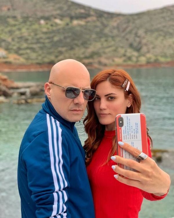 Με τη Μαίρη Συνατσάκη