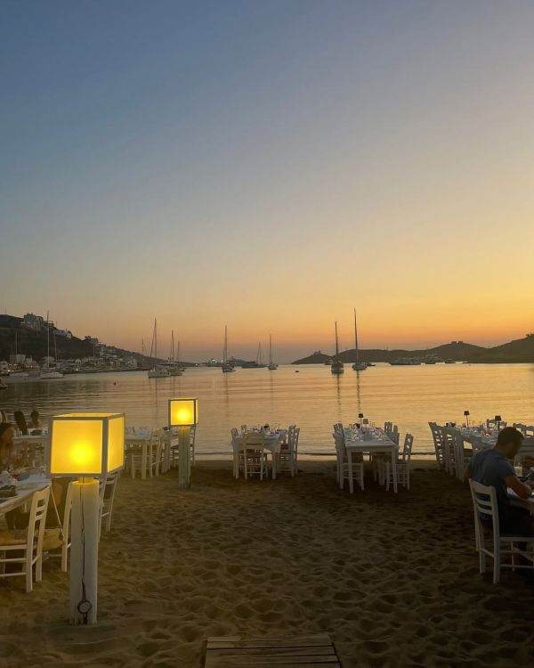 Μάρα Ζαχαρέα