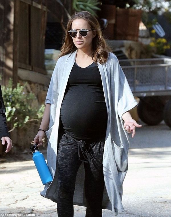 Ανασκόπηση 2017: Αυτές είναι οι επώνυμες της διεθνούς showbiz που έγιναν μανούλες