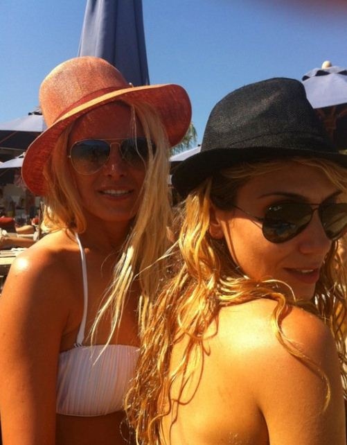 Παπαβασιλείου-Καινούργιου: Αναστατώνουν την Μύκονο