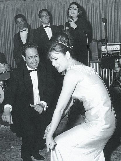 Τζένη Καρέζη: Οι άγνωστες φωτογραφίες της μεγάλης ηθοποιού