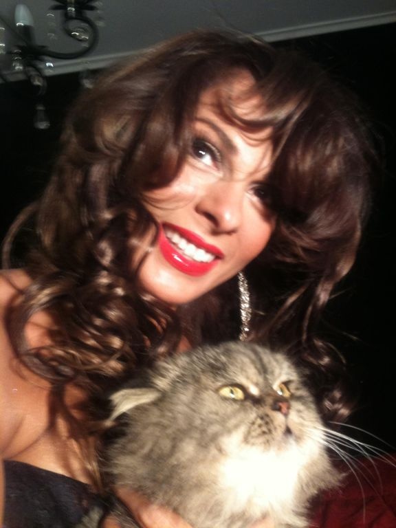 Κι όμως είναι η…