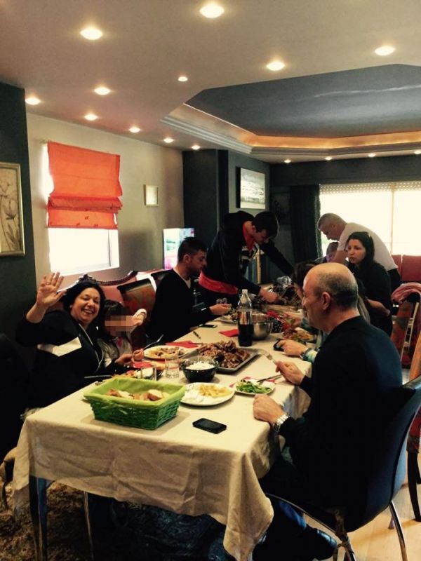 Άντζελα Δημητρίου: Γιόρτασε με την οικογένειά της το Πάσχα