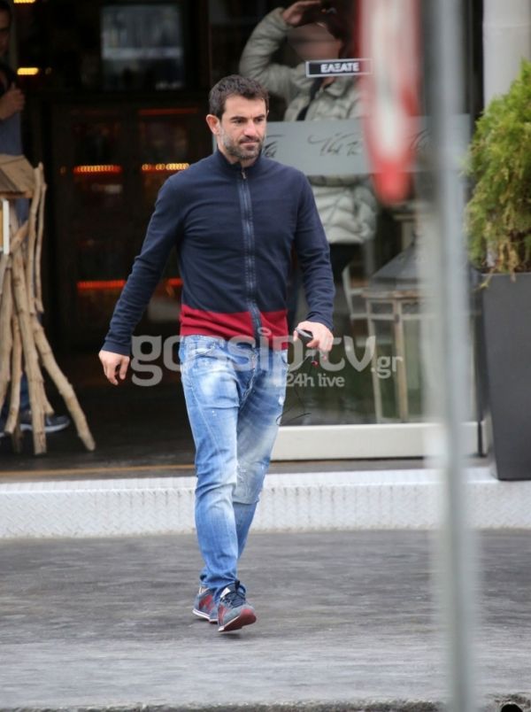 Γιώργος Καραγκούνης: Χαλαρές στιγμές με τους γιους του