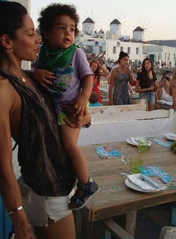 Πόσο μεγάλωσε ο γιος της…!