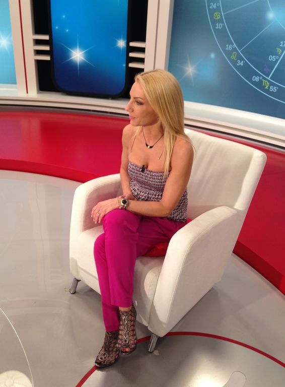 Η Έλενα Τσαβαλιά στο «Stars System»