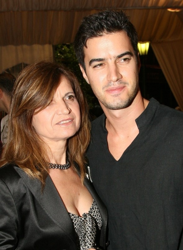 Οι Έλληνες celebrities λένε χρόνια πολλά στις μητέρες τους! (φωτό)