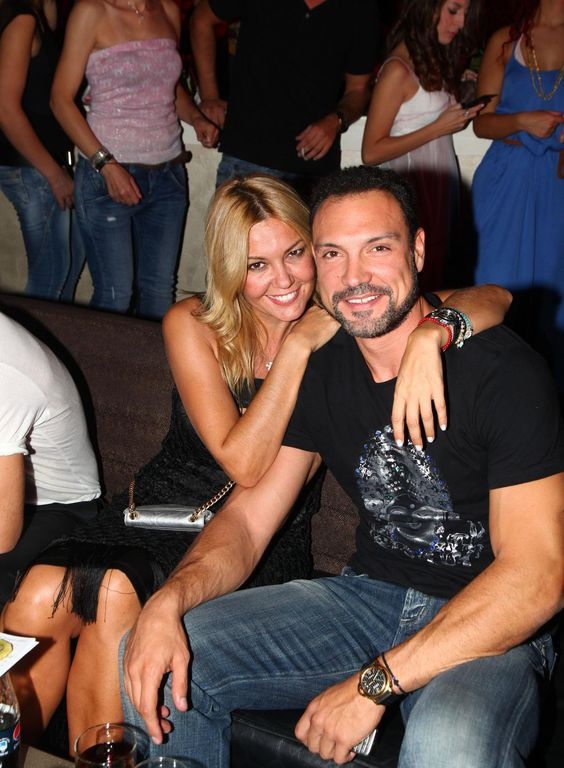 Οι επώνυμοι που βρέθηκαν στη πρεμιέρα των Ρόκκου-Ανασταδιάδη