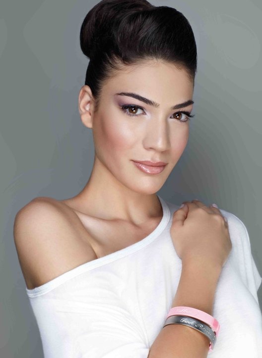 Πέντε επώνυμες σε εκστρατεία κατά του καρκίνου