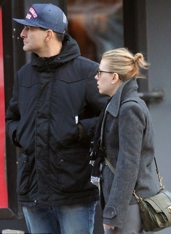 Με νέο σύντροφο η Scarlett Johansson