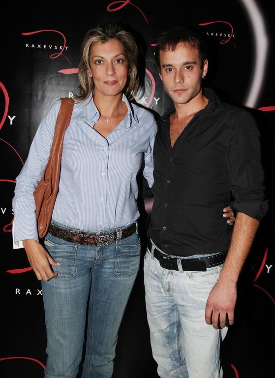 Video: Πάρτι προς τιμήν της Ζέτας Μακρυπούλια 