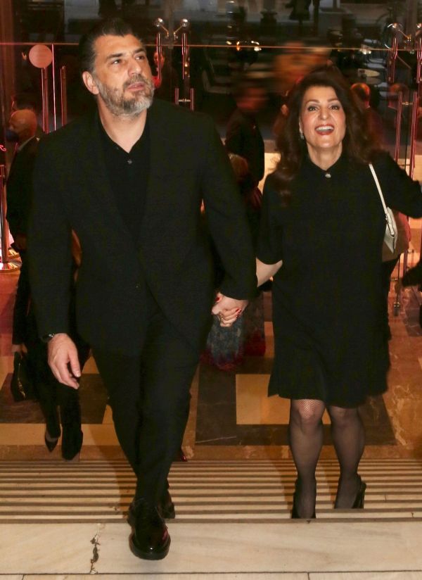 Nia Vardalos-Σπύρος Κατσαγάνης