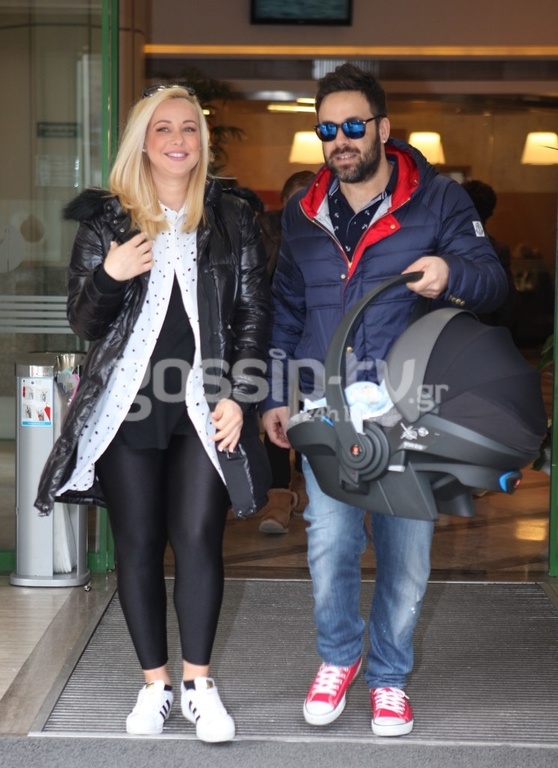 Βγήκε από το μαιευτήριο η Ελευθερία Παντελιδάκη