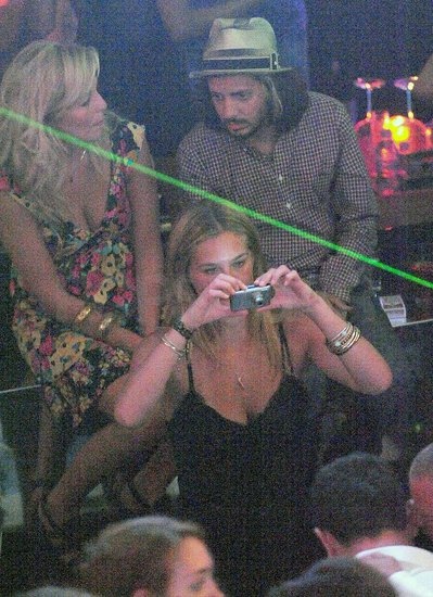 Νέος έρωτας για την Bar Refaeli