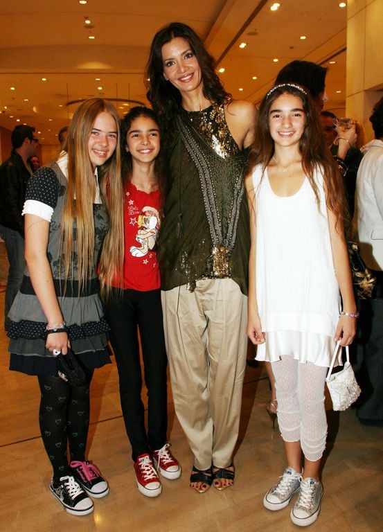 H avant premiere της σειράς “Το Νησί”!